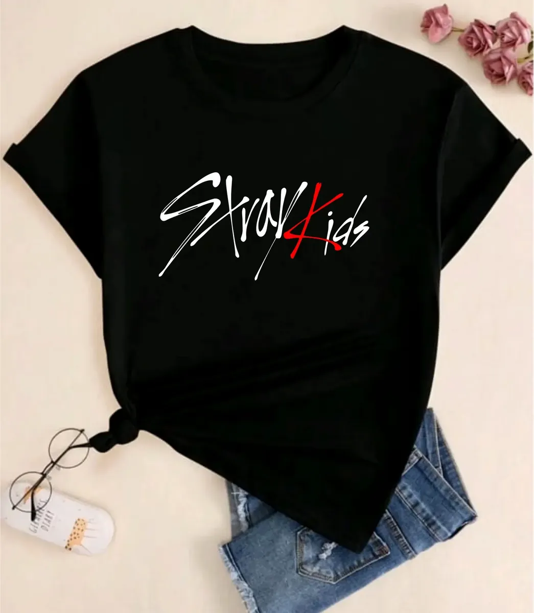 Camiseta Preta Stray Kids Logo desenhado por Bang Chan SK GO