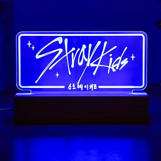 Luminária LED Kpop SKZ RGB muda de cor Amazon
