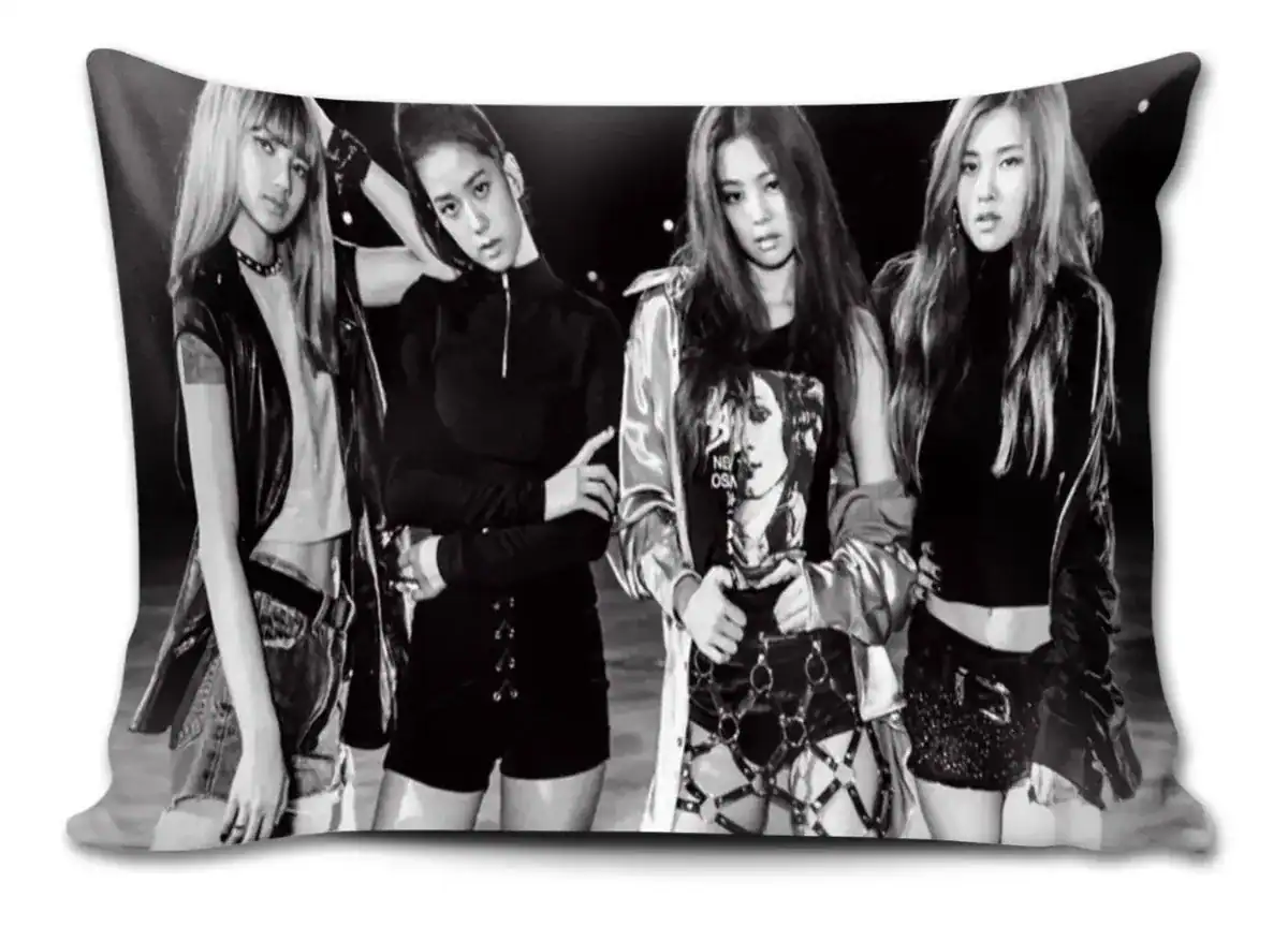 Almofada Kpop Blackpink Preto e Branco Palco