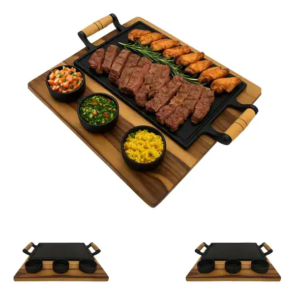 Kit com 2 tábuas de churrasco com chapa de ferro e molheiras