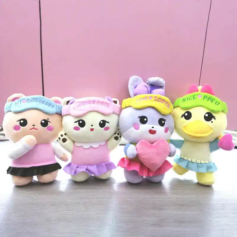 Pelúcia Blackpink Personagens com Nomes das Integrantes
