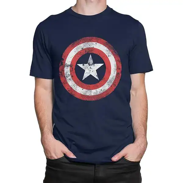 Camiseta masculina de algodão com o escudo do Capitão América estampado