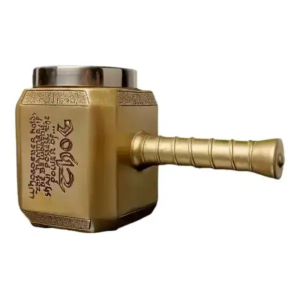 Caneca compacta em formato de martelo do Thor em cerâmica cinza