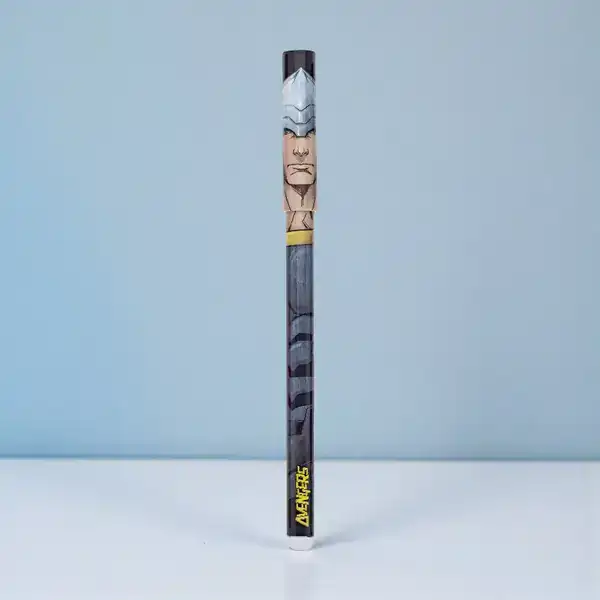 Caneta esferográfica preta dos Vingadores com detalhe do Thor