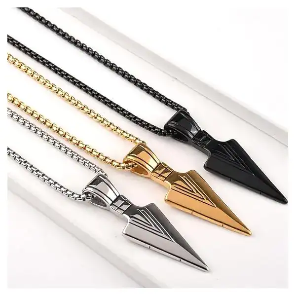 Cordão masculino viking com pingente em formato de flecha de Thor em aço