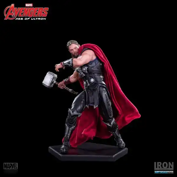 Estátua Iron Studios do Thor na versão Era de Ultron com armadura prateada