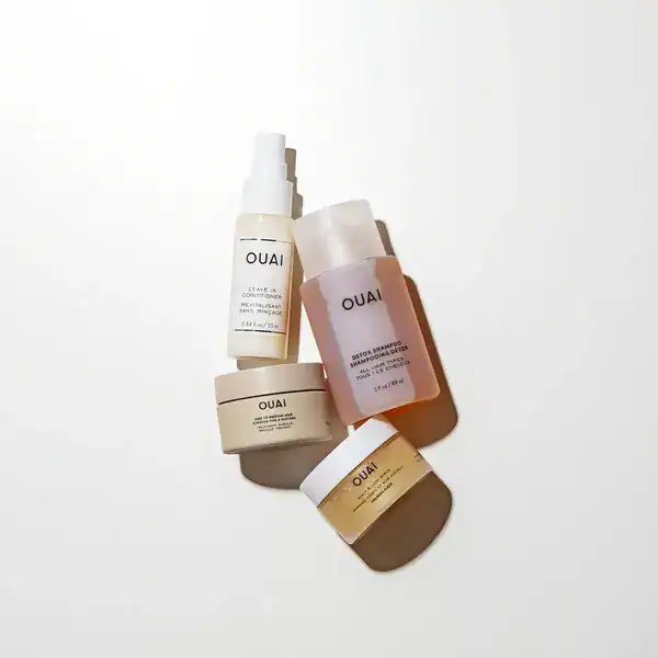 Kit de viagem OUAI em tamanho viagem