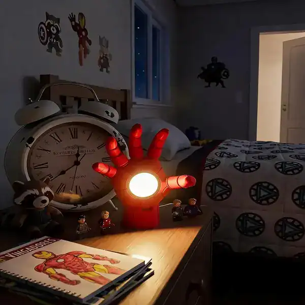 Luminária Decorativa de Mesa — Iron Man / Homem de Ferro